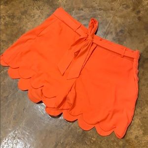 Gianni Bini Bright orange shorts (size L)